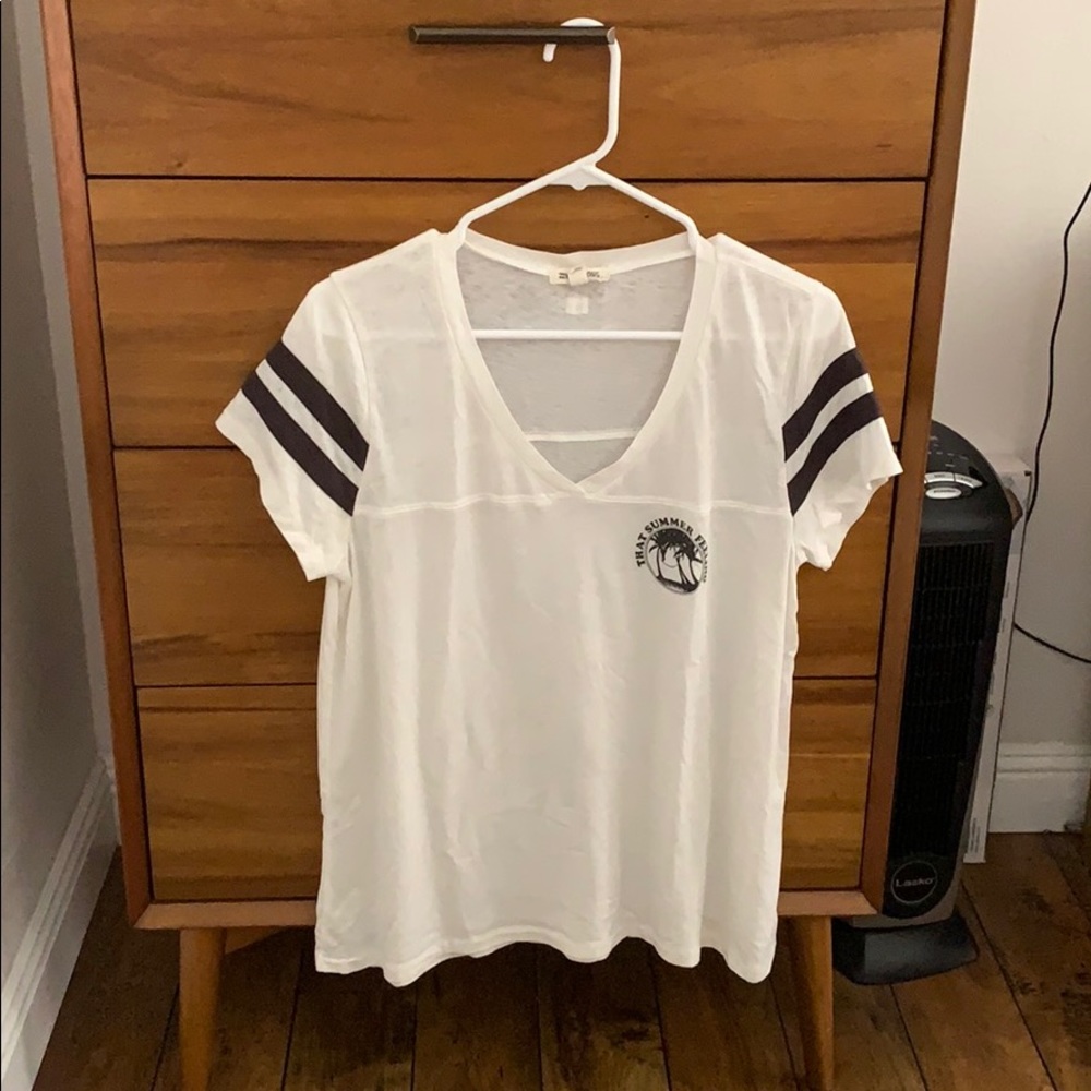 Billabong Tee Size L - New, Never Worn